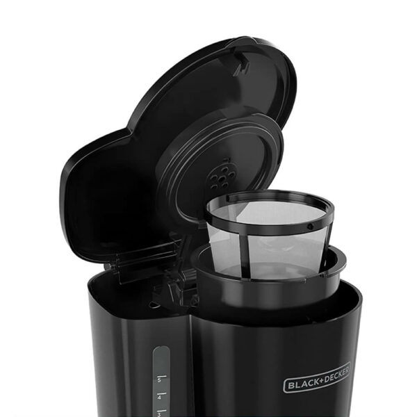 CAFETERA BLACK DECKER-5 TAZAS-FILTRO PERMANENTE-BOTON ENCENDIDO Y APAGADO-NEGRA