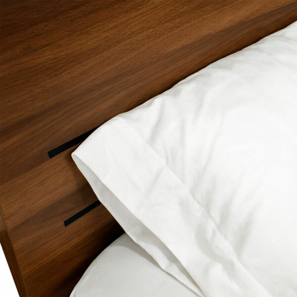 LIAN-DETALLE-2.jpg Cama Lian | Queen- 2 ½ Plazas Bi Color Walnut /Blanco Antiguo